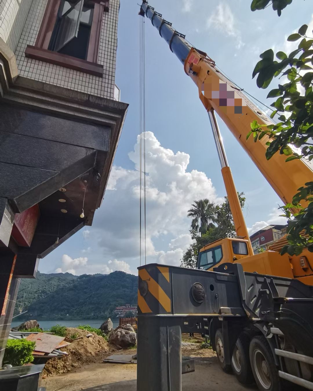 秦皇岛市8-100吨吊车出租价格