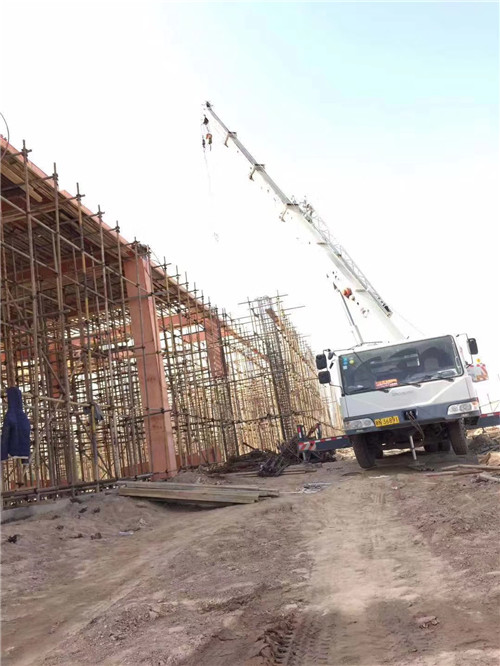 秦皇岛市吊车作业的安全注意事项有哪些？